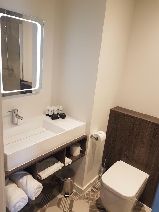 Base Dingle Hotel Ngoại thất bức ảnh