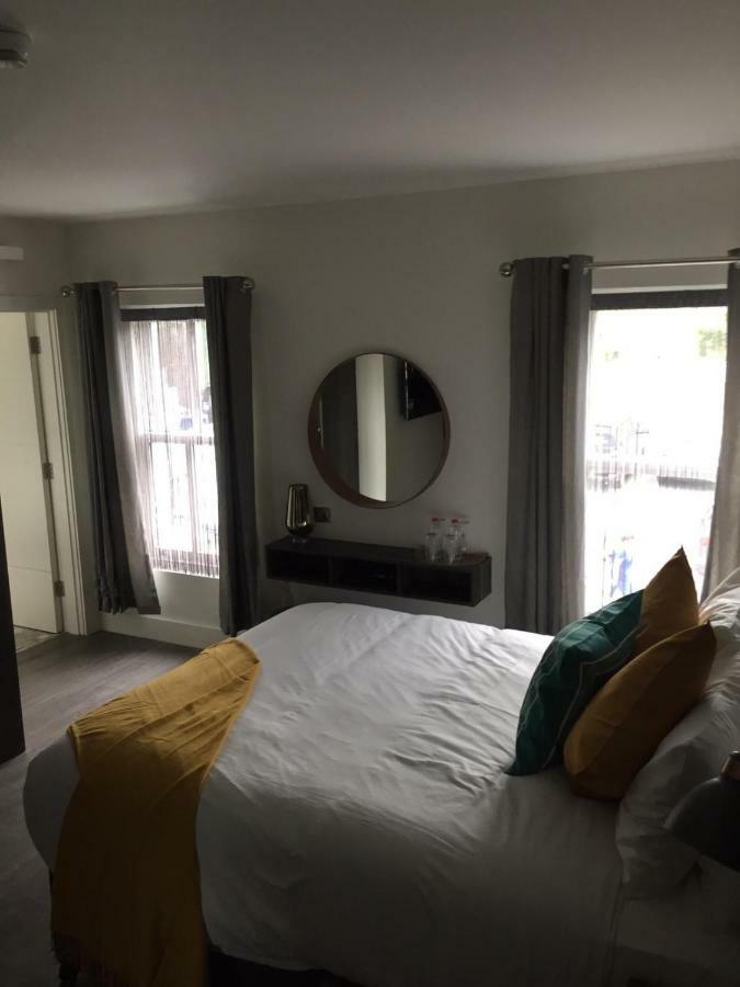 Base Dingle Hotel Ngoại thất bức ảnh